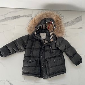 AUTHENTIC BURBERRY toddler 4T Jacket with Fur lined hood & check interior lining
